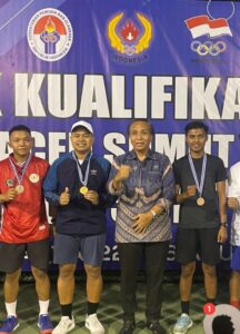 Raih Medali Emas Tungga Putra, Risky Syahputra Loloskan Soft Tenis Sumbar ke PON XXI/2024